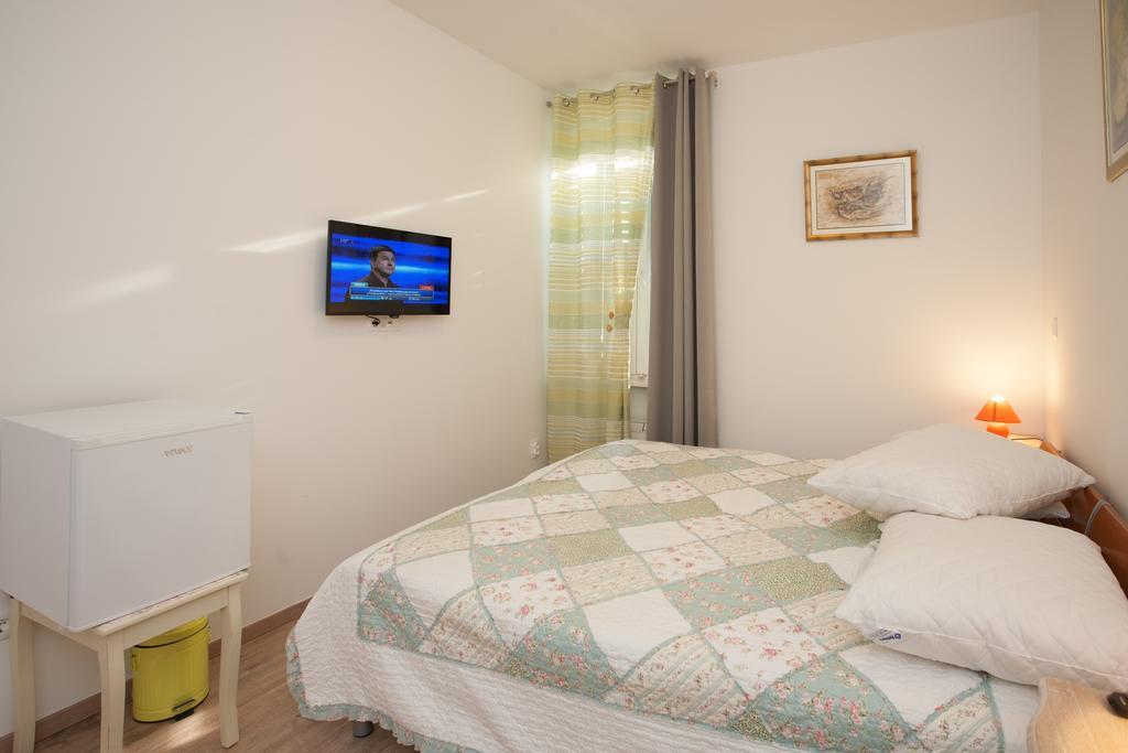 Rooms Split Pezelj Номер фото
